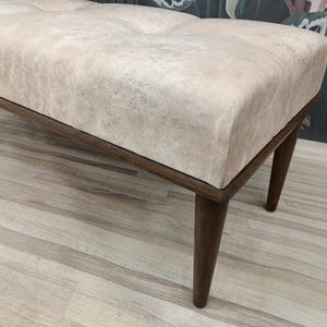 Button tufted bench, End of bed bench, Ottoman bench, Chesterfield bench, Coffee table bench, Piano bench, Purse bench, KM-2 Chester