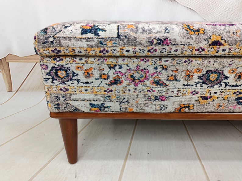 Hallway Bench, Bohemian Bench, Bedroom Storage Bench, Upholstered Ottoman, Trunk Coffee Table, Lounge Bench, Living Room Bench, ST- 100