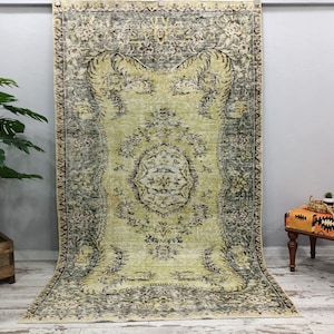 floor rug, antique rug, vintage rug, bedroom rug, turkish rug, floral kitchen rug, laundry rug, rustic rug, 5.1 x 8.9 feet, VT 1583 image 1
