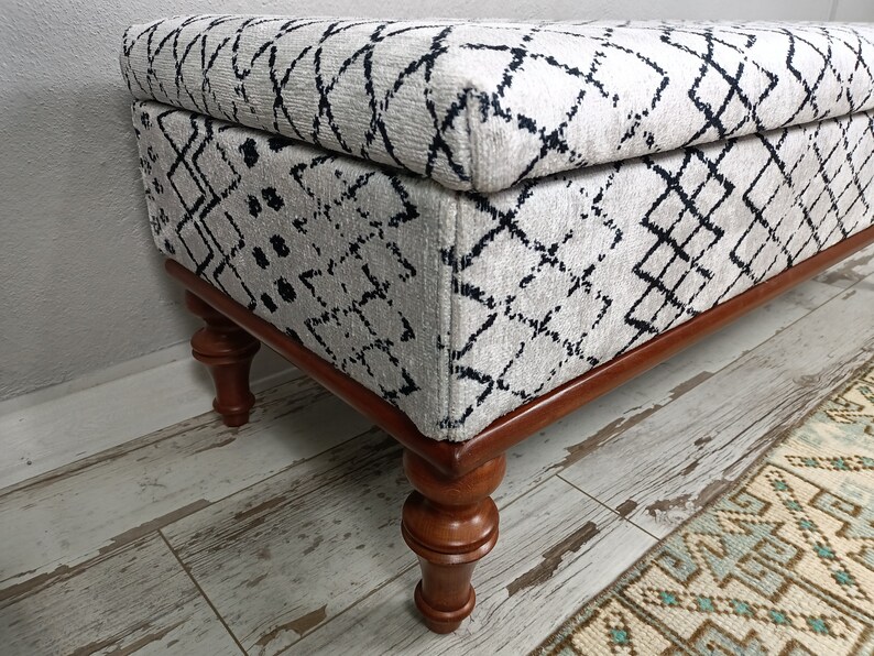 handmade ottoman bench, upholstered bench, bedroom bench, storage ottoman, living room bench, hallway storage, shoe storage, ST- 1013