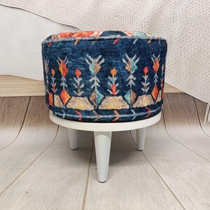Klavierbank, gepolsterter Fußhocker, Barhocker, runder Pouf, Ottomanenhocker, Schminktischstuhl, Eingangsbank, Knopfbank, Garderobenbank, FS 163 Bild 3