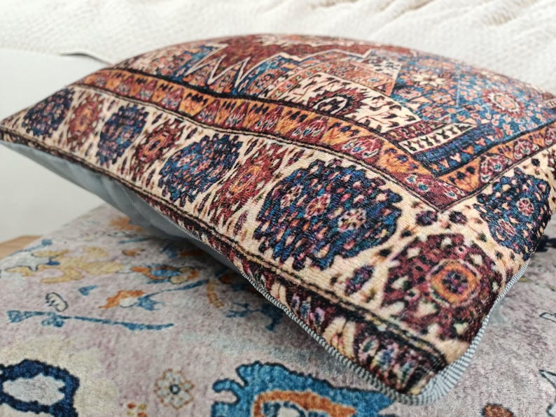 Aesthetic pillows, Decorative pillow, Cozy pillow cover, Throw pillow, Farmhouse pillow, Chic pillow, Beeding pillow, Lumbar pillow, PT 1021