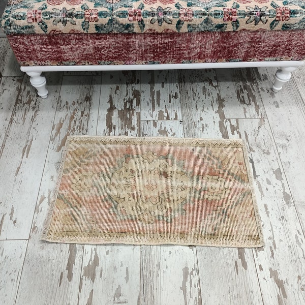 distressed rug, hygge rug, pink rug, handmade rug, turkish vintage rug, little rug, blush rug, tiny rug, bath mat rug, 1.6x2.5 ft VT 4450