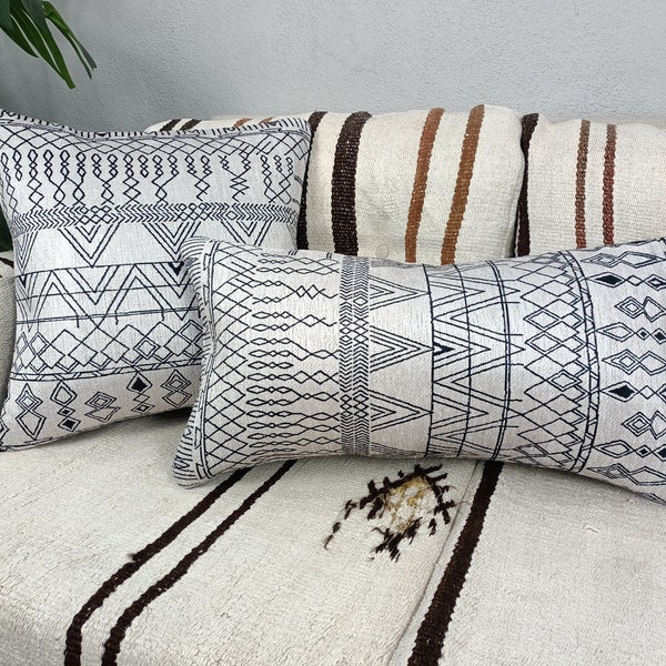 moroccan pillow, beeding lumbar, throw pillow cover, accent pillow, black and white, berber pillows, geometric pillow, pillow cover, PT 1011