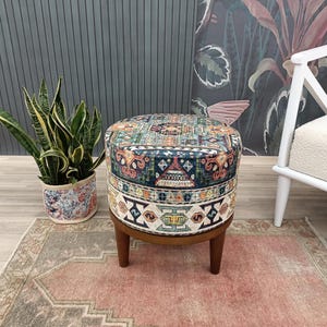 Round pouf stool, Bedroom pouf, Footstool ottoman, Tufted stool, Piano chair, Moroccan pouf, Footrest bench, Make up stool, FS 160
