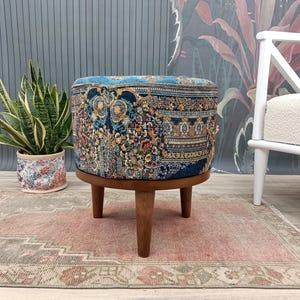 Vanity chair, Handmade furniture, Upholstered footstool, Ottoman bench, Footrest bench, Piano bench, Hallway bench, Frontdoor stool, FS 867