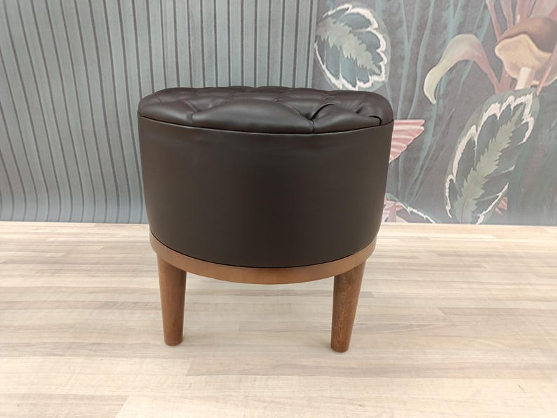 Pouf ottoman, Chesterfield stool, Leather stool, Barrel stool, Pub stool, Foot rest stool, Upholstered bench, Cocktail stool, FS KM-25