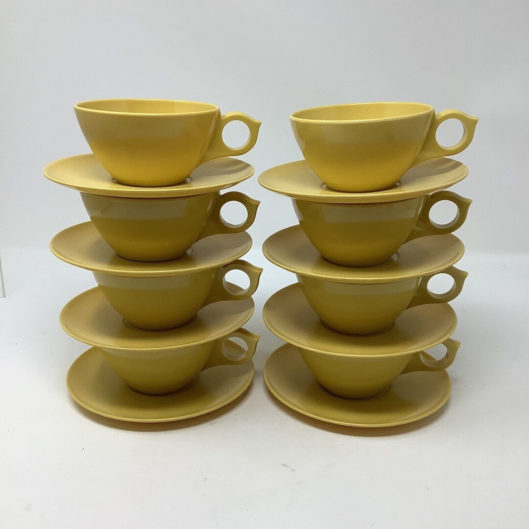 Vintage Set of 8 Melamine Coffee Tea Cups & Saucers Buttercup Yellow