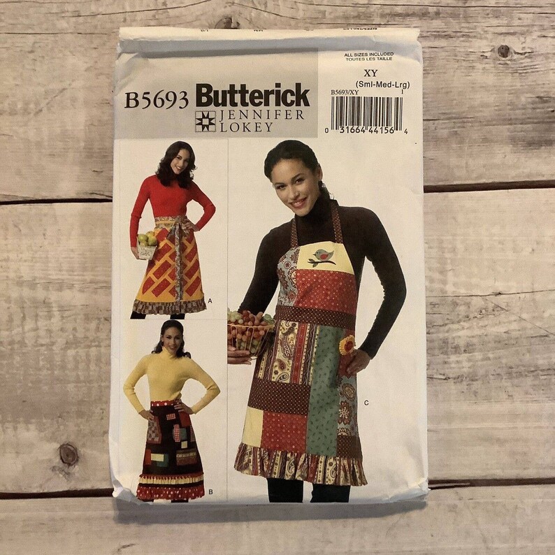 Butterick 5693 Sewing Pattern Half Full Aprons Reversible Misses Sz SM