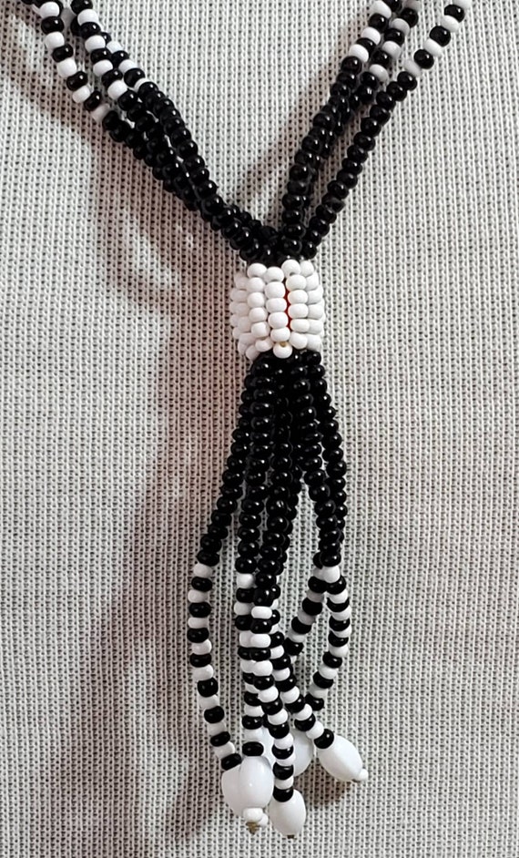 Antique 1920s Black and White Glass Beaded Necklac