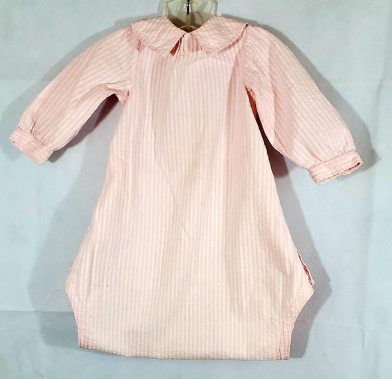 Vintage 1940s 1950s Baby Romper Girls Pink Seersu… - image 2