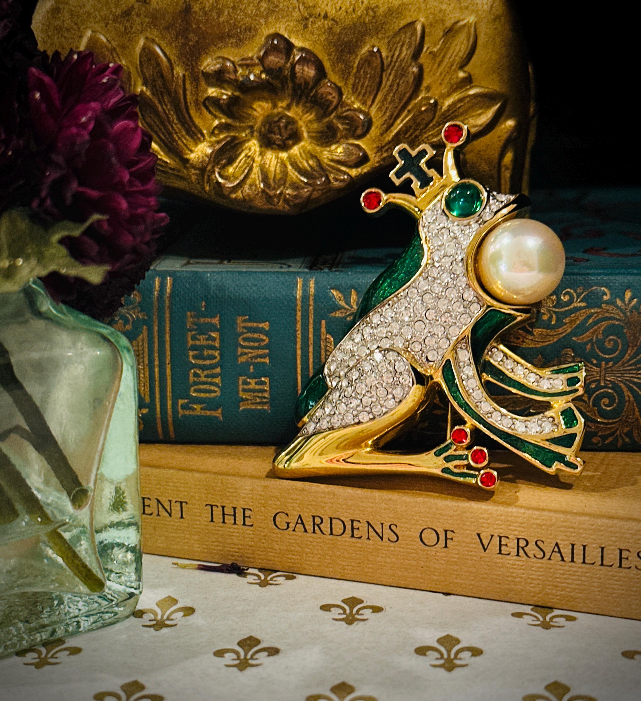 Rare Butler Wilson Brooch - Etsy