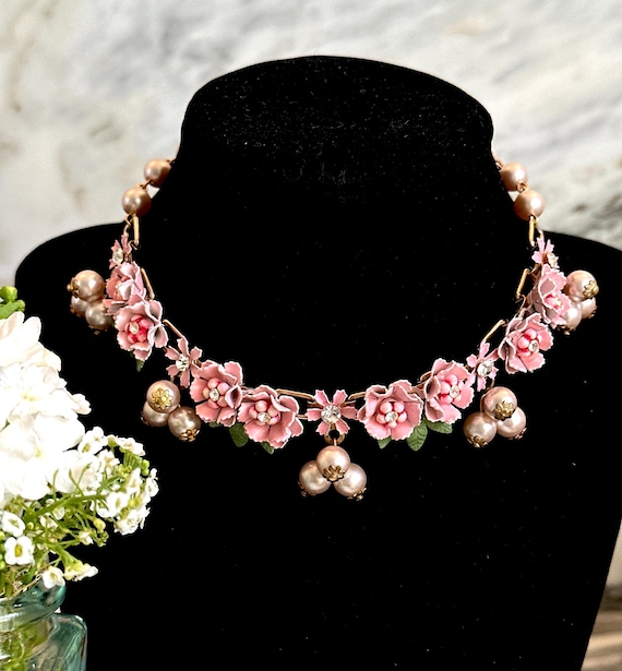 ネックレス・ペンダント VINTAGE HOLLYWOOD Pearl n Beads Rose Necklace 4BFK506 VINTAGE HOLLYWOOD Pearl n Beads Rose Necklace 4BFK506