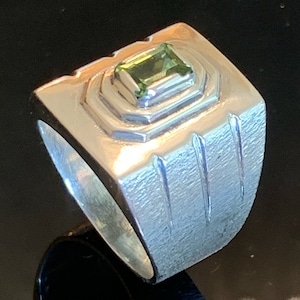 Peridot ring