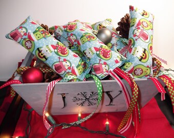 Pateador de gatos con hierba gatera navideña