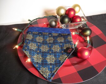 Corbata navideña en pañuelo para mascotas