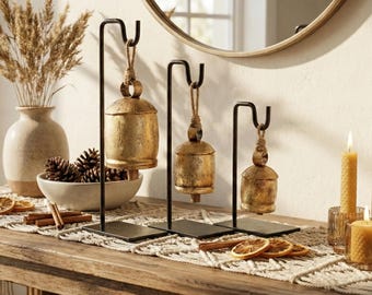 Rustic Brass Cowbell Set – Vintage Farmhouse Jingle Bells on Iron Stand