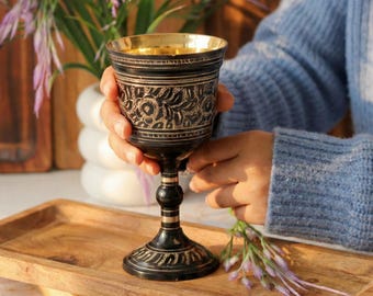緑のムラーノガラス中世ゴブレット：ベネチアン・カリス - Etsy 日本