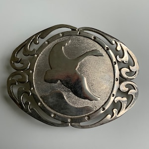 Rare,solid,unisex,“flying goose over mountain “belt buckle.Nickel Plated