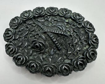 Fivela de cinto grande oval vintage em forma de coração, coração de amor, fivela de rosa, intercambiável, pesada, feita nos EUA, rara, única, presentes para ela, estanho antigo