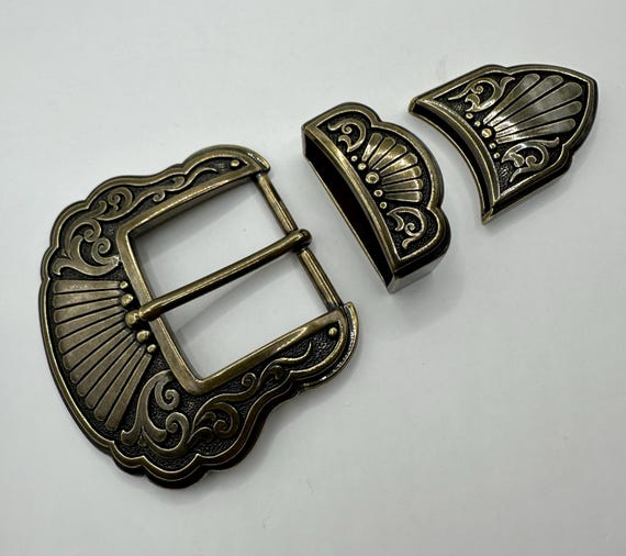 Vintage Castilian Inspired Western 3 Piece Belt Buckle Set  display picture 1