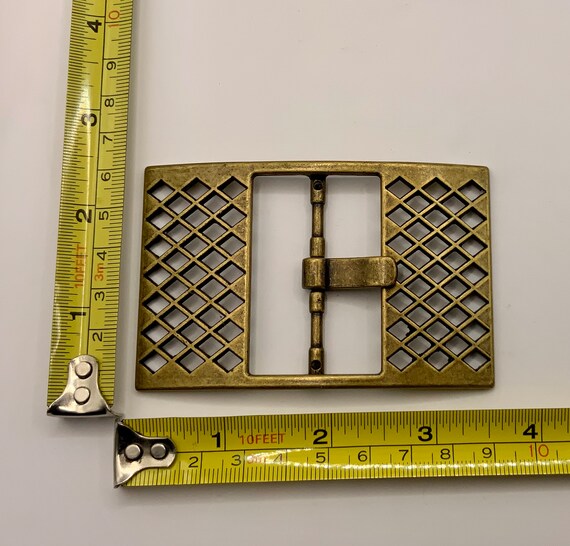 Large Rectangular Cutout Chevron Grid Center Bar … - image 3