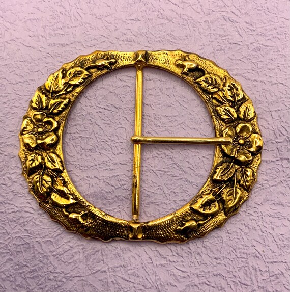 Insane Beautiful Large Circle Interchangeable Belt Buckle 