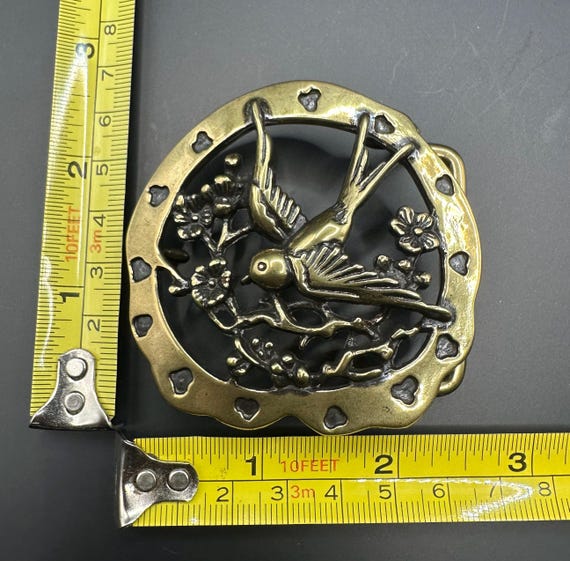 Vintage Rare Bird Swallow Round Circle Belt Buckle Kistch 