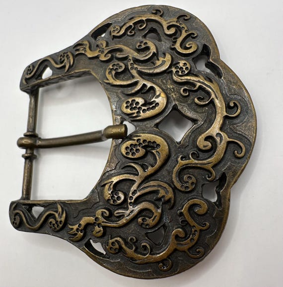 Antique Revival Clothing Buckle Brass Ornate s-l400.jpg main image 4