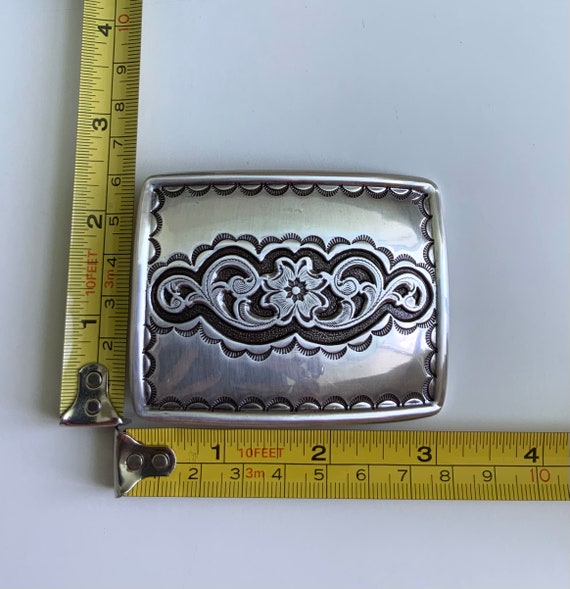Vintage Estate Tri-Tone Etched Floral Scalloped Rectangular Belt Buckle Vintage Southwestern Western Cowboy Cowgirl Rectangle  main image 2