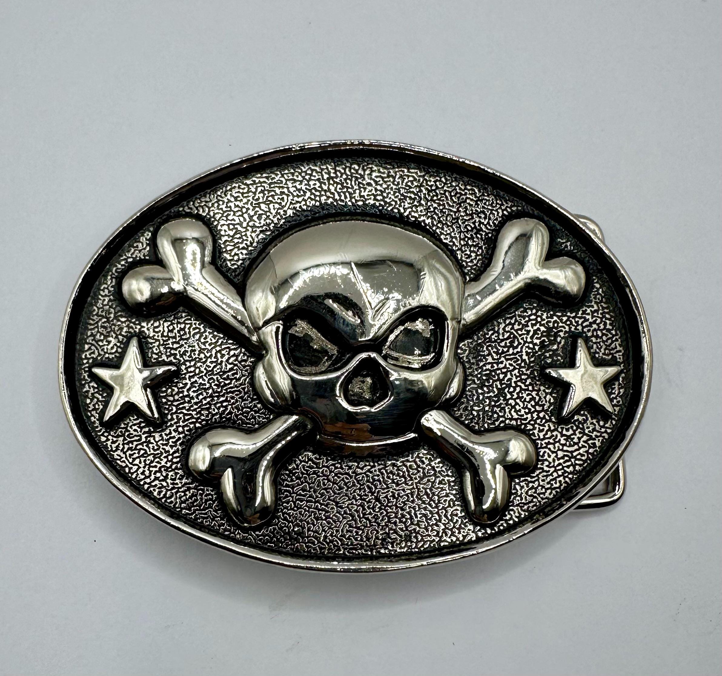 即完 emostanceclub SKULL BELT BUCKLE Oval Skull and Crossbones Interchangeable Belt Buckle Stars