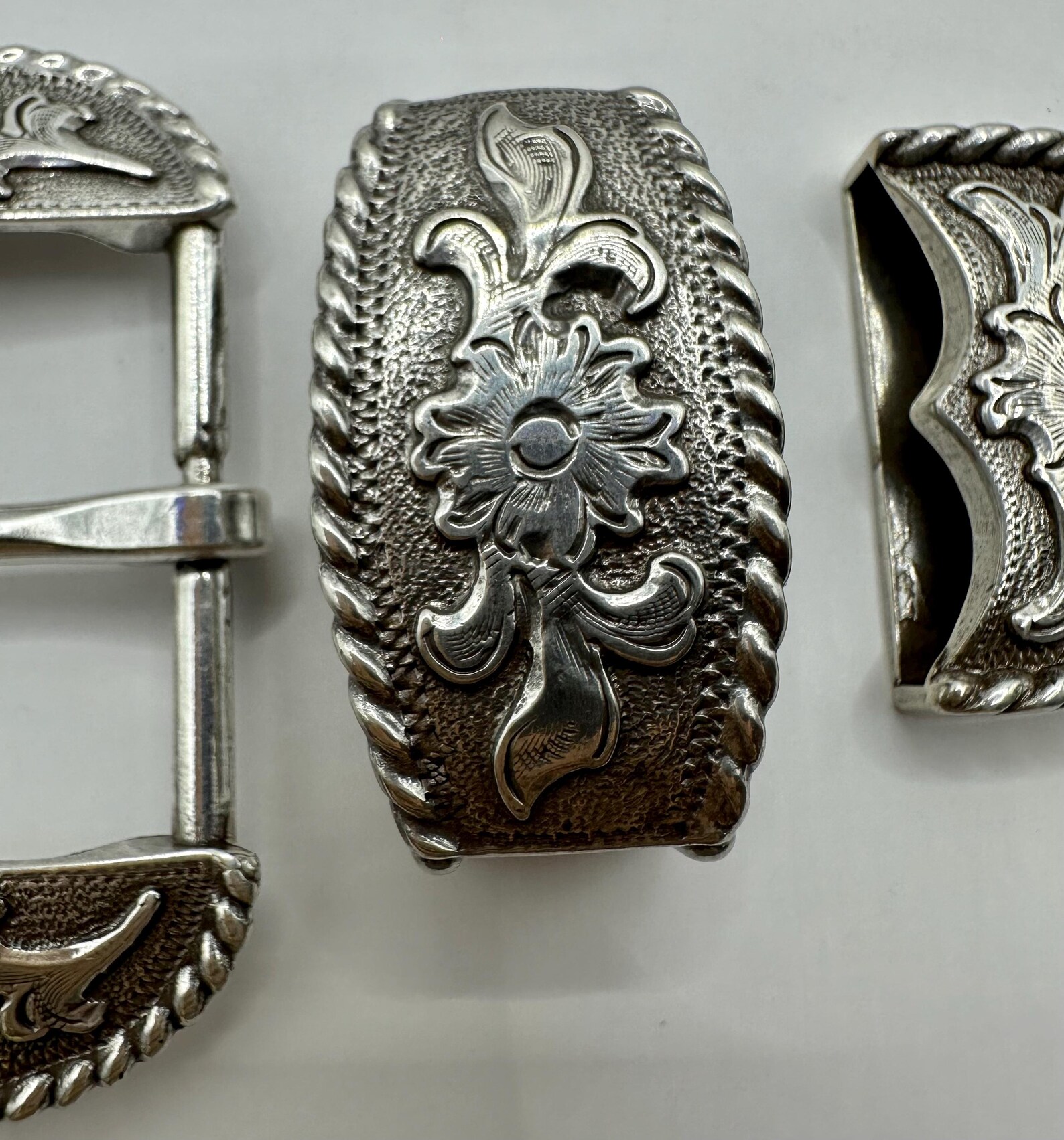 Classic Western 3 Piece Belt Buckle Set, Floral and Vine Design, Cowboy ...
