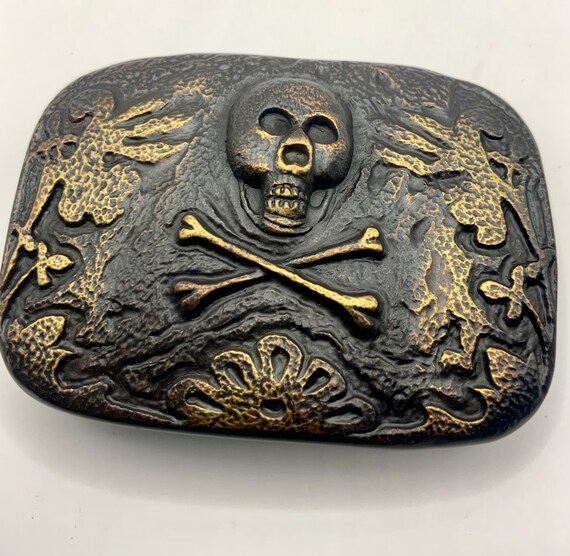 Rectangular Trophy Style Abstract Skull and Cross… - image 6