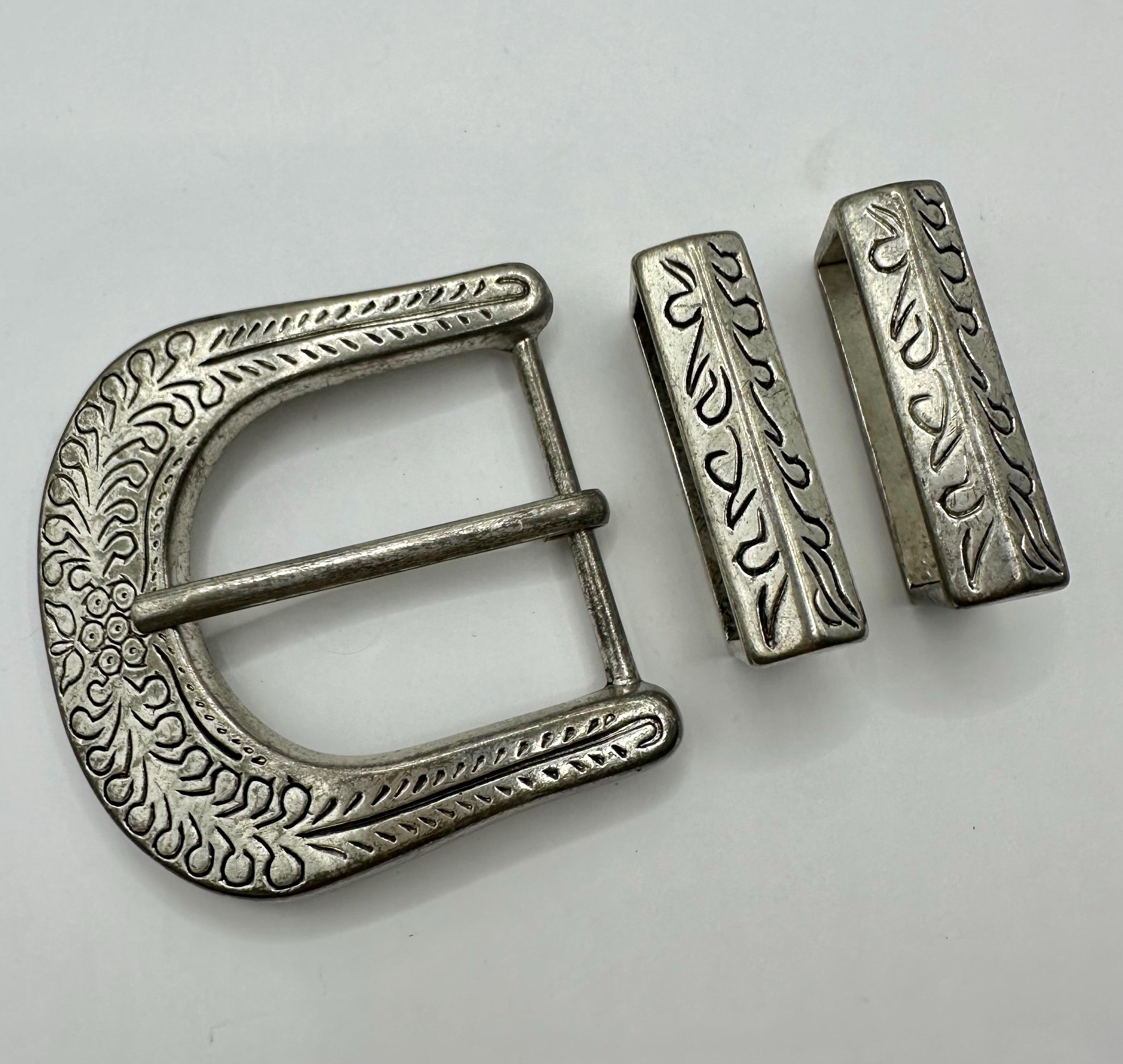 Vintage Three Piece Western Inspired Belt Buckle Set, 1980s  display picture 3