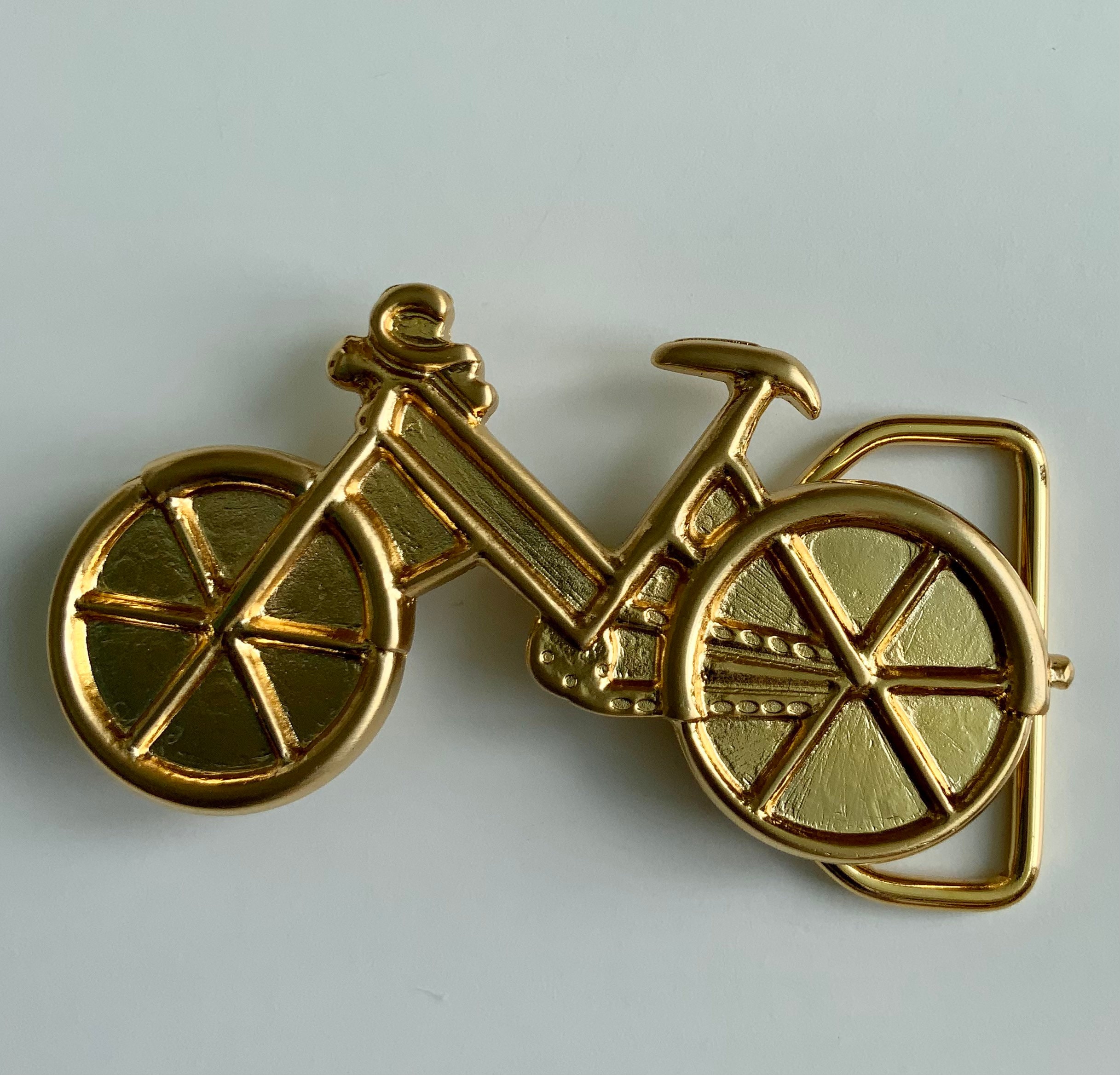 自転車 バイク キッチュ ヴィンテージ 風変わり 金メッキ ベルト