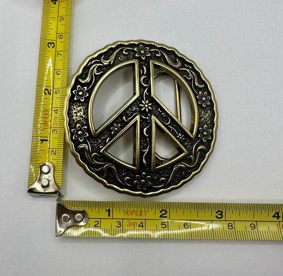 Vintage Style Peace Sign Belt with Floral Engraving Amazon.com: Round Perforated Floral Engraving Peace Sign  main image 3