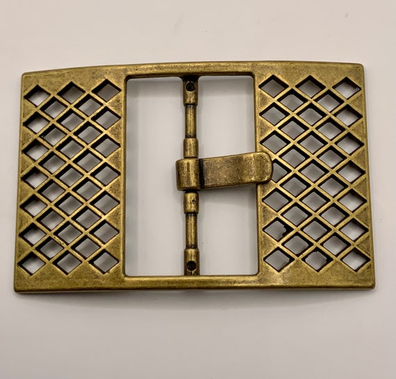 Large Rectangular Cutout Chevron Grid Center Bar … - image 1