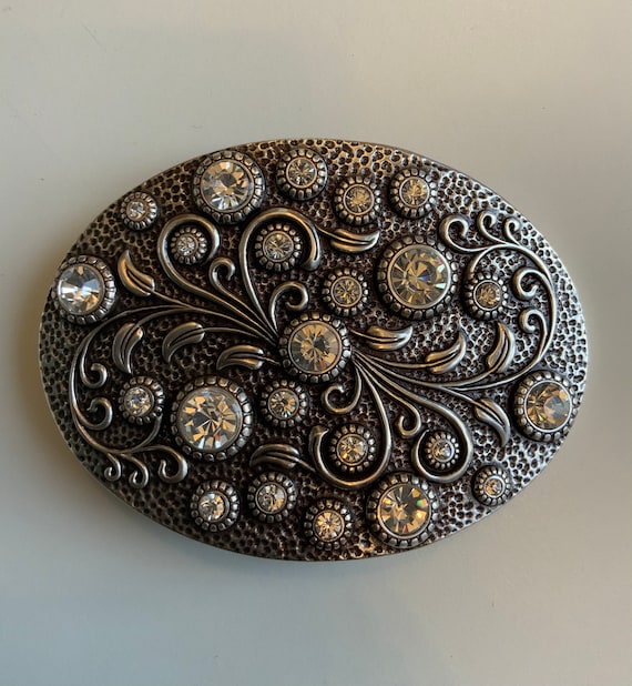 Oval Belt Buckle With Swarovski Crystals and Vine Leaf  display picture 1