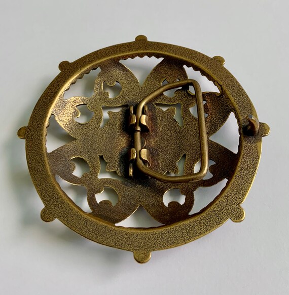 Vintage Circle Ornate Intricate Victorian Medieval Unique  display picture 3