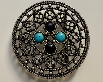 Round Circle Vintage Belt Buckle with Faux Turquoise Stone and Onyx Black Stone Cutout Pattern Antique Nickel Plating