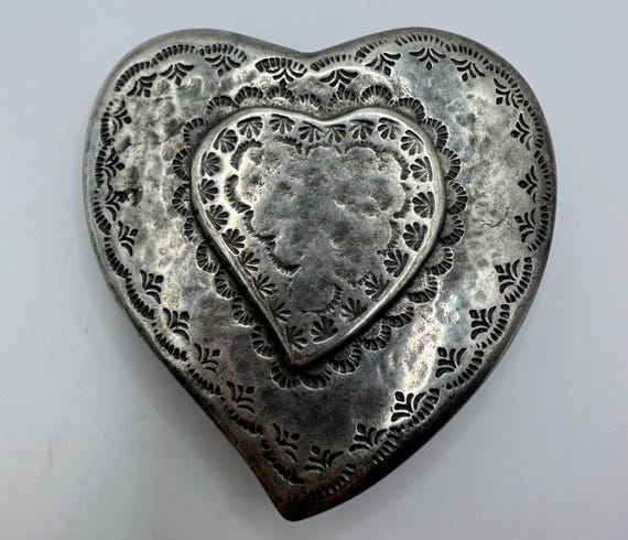 Silver Heart Belt Buckle,vintage Belt Buckle, Made in Italy  display picture 1