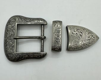 クラシックな彫刻が施されたウエスタン 3 ピース ベルト バックル