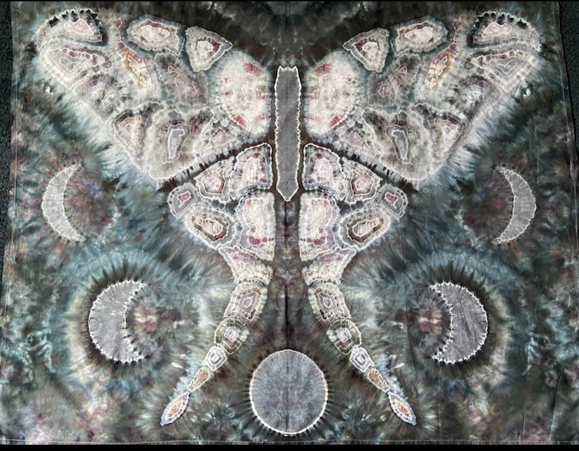 Made to Order.. Luna moth bed spread with moon cycles Etsy