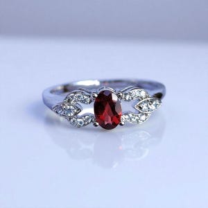 Natural red garnet in 925 sterling silver Ring with Diamonds,Engagement red garnet  Ring,red garnet Wedding Ring,Anniversary red garnet ring