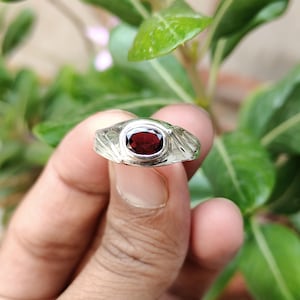Ruby ring for girl in sterling silver ring - wedding ring for women - engagement ring for girl -  ruby oval cut ring - birthstone ruby ring
