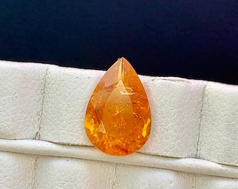 seltener Clinohumit von 3.10 cts