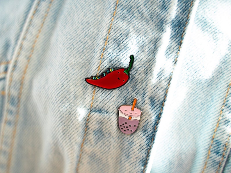 Food Enamel Pin Chili chilli Kawaii Cute Asian Pin Food Pin Soft Emaille Pin Anstecknadel spicy food Bild 1