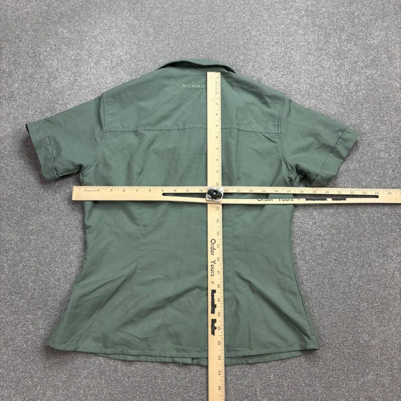 Mammut Shirt Adult Small Green Button Up Hiking Hawaiian Beach Trail Outdoor Men image 4