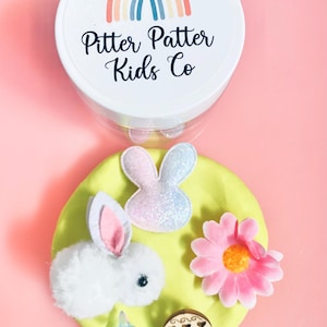 Kids sensory jars, Birthday Party Favors play dough jars, Sensory Play, Kids Travel Kit, Busy Box, Sensory Kit, kids gift, Easter basket