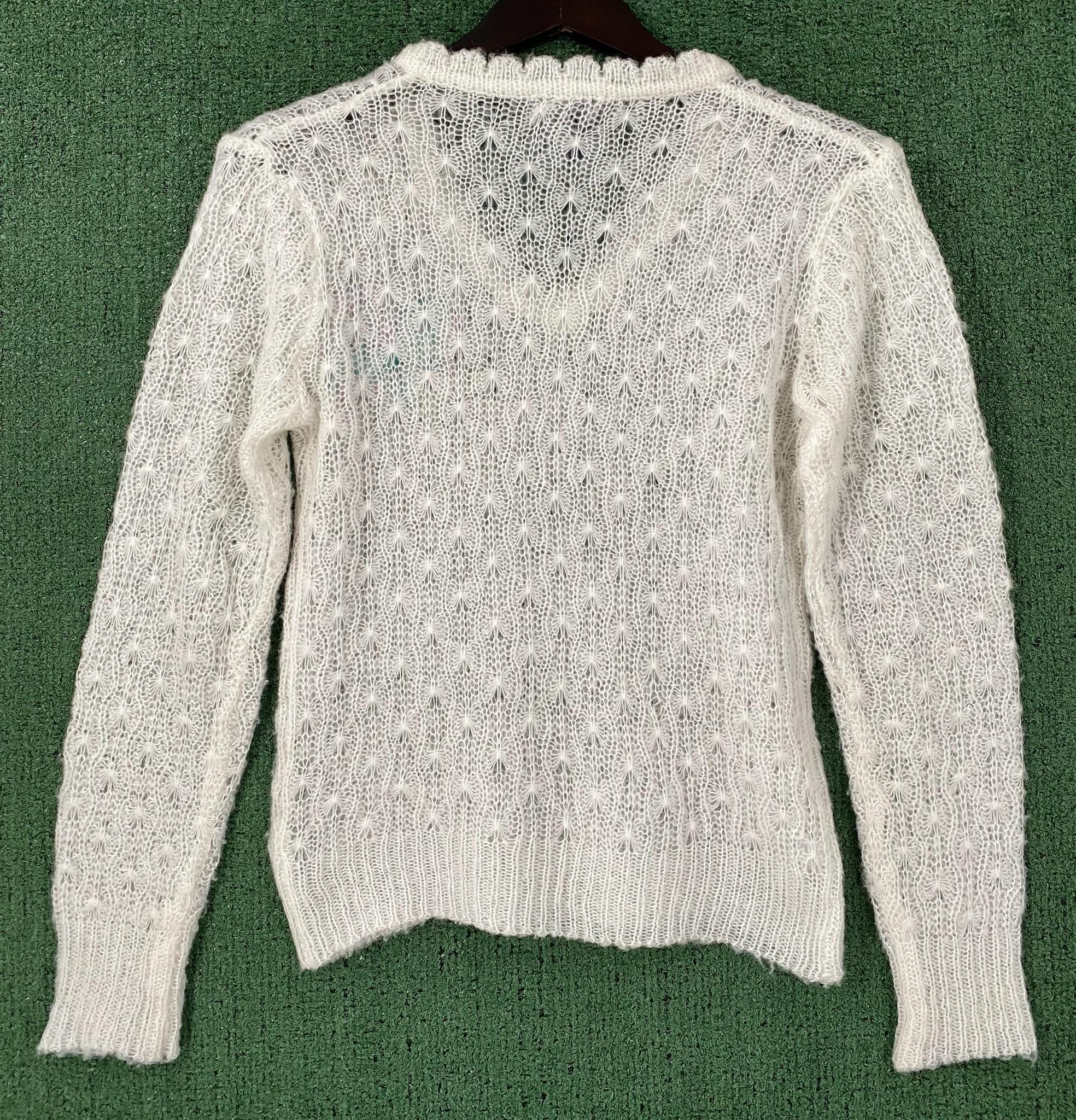 VTG 80s Gitano Embroidered Floral Detail Sheer Open Knit V-neck